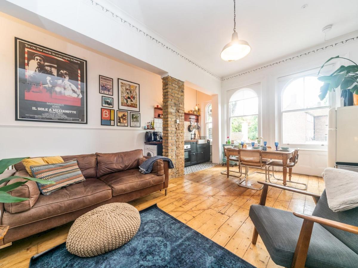 Pass The Keys Rustic And Quirky Flat In Charming Charlton Village Londýn Exteriér fotografie