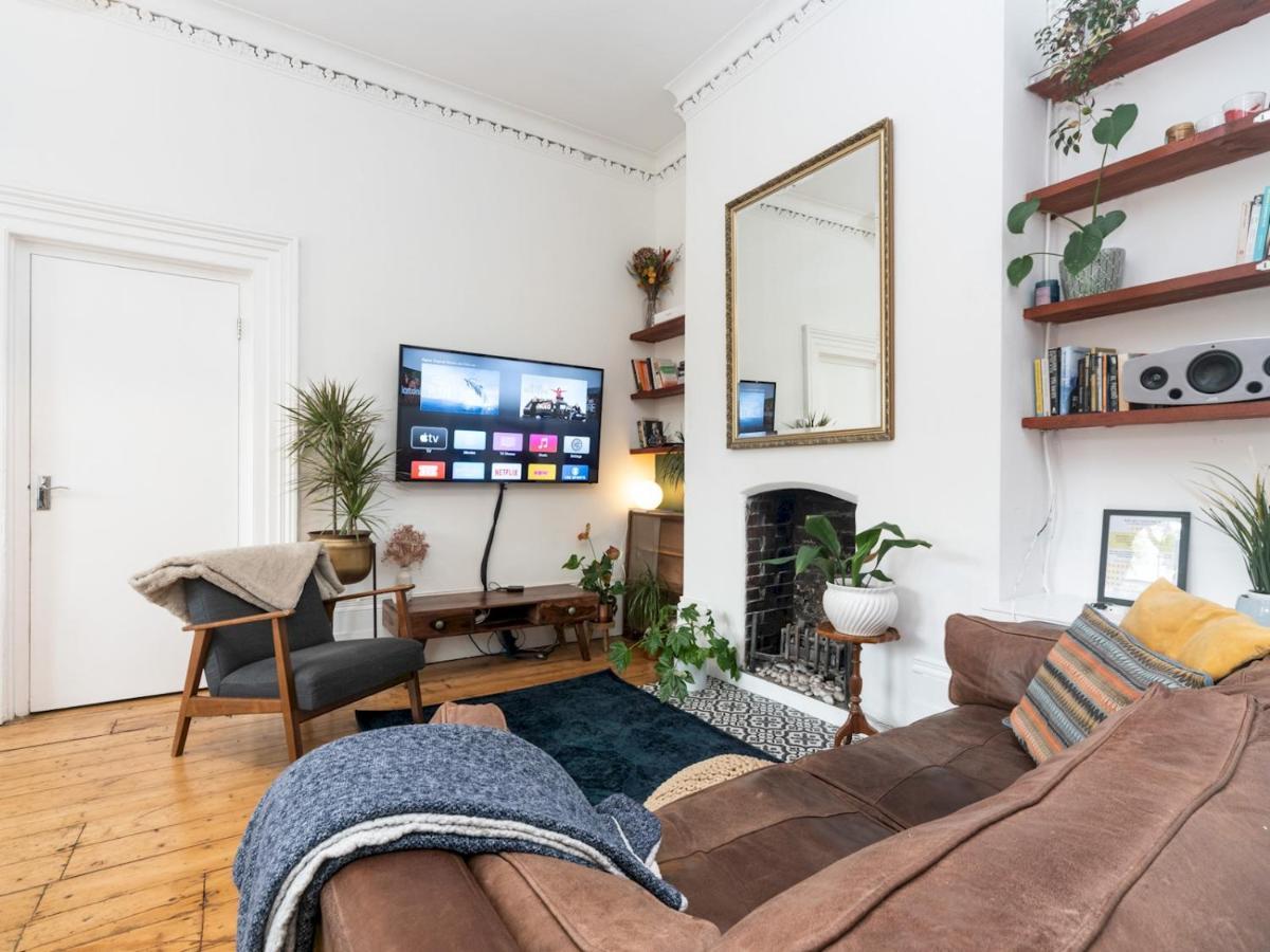 Pass The Keys Rustic And Quirky Flat In Charming Charlton Village Londýn Exteriér fotografie