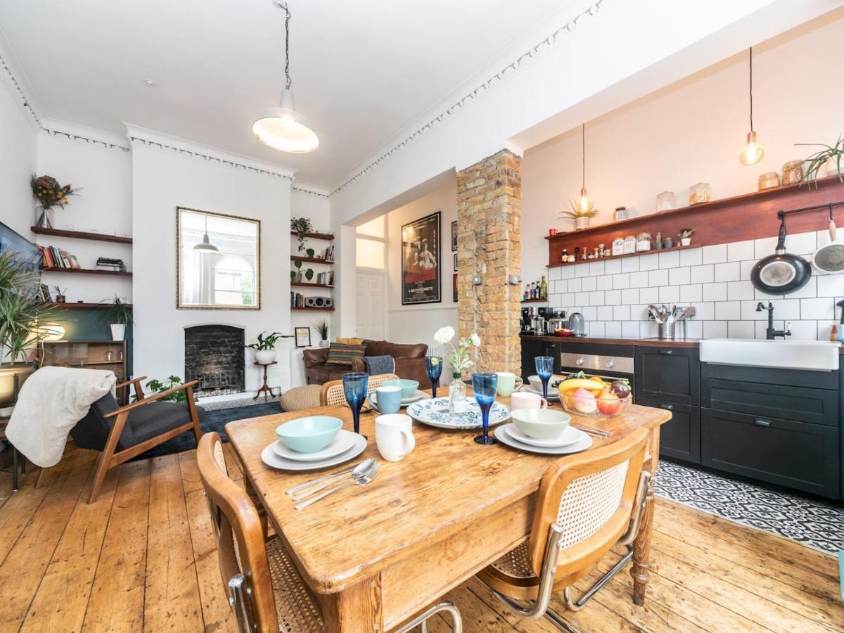 Pass The Keys Rustic And Quirky Flat In Charming Charlton Village Londýn Exteriér fotografie