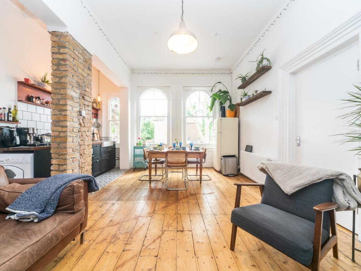Pass The Keys Rustic And Quirky Flat In Charming Charlton Village Londýn Exteriér fotografie