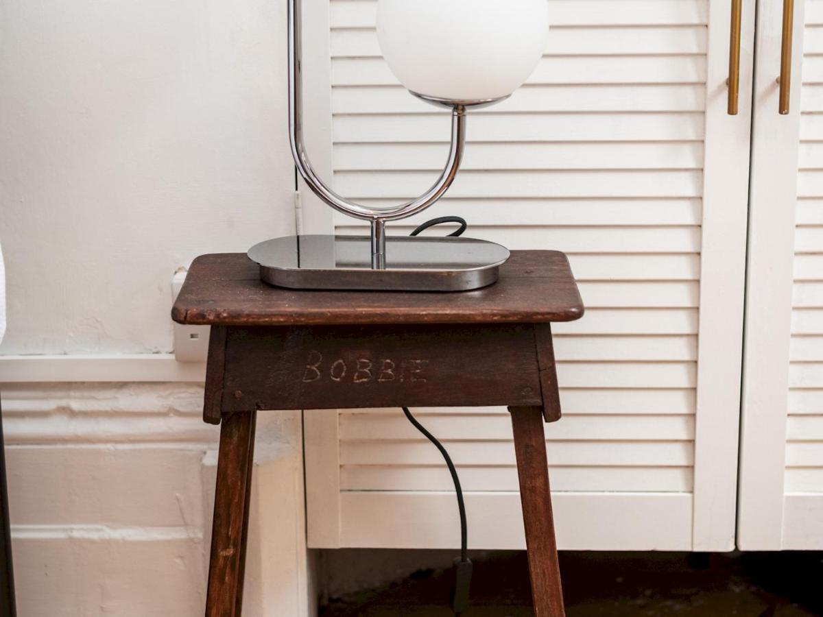 Pass The Keys Rustic And Quirky Flat In Charming Charlton Village Londýn Exteriér fotografie