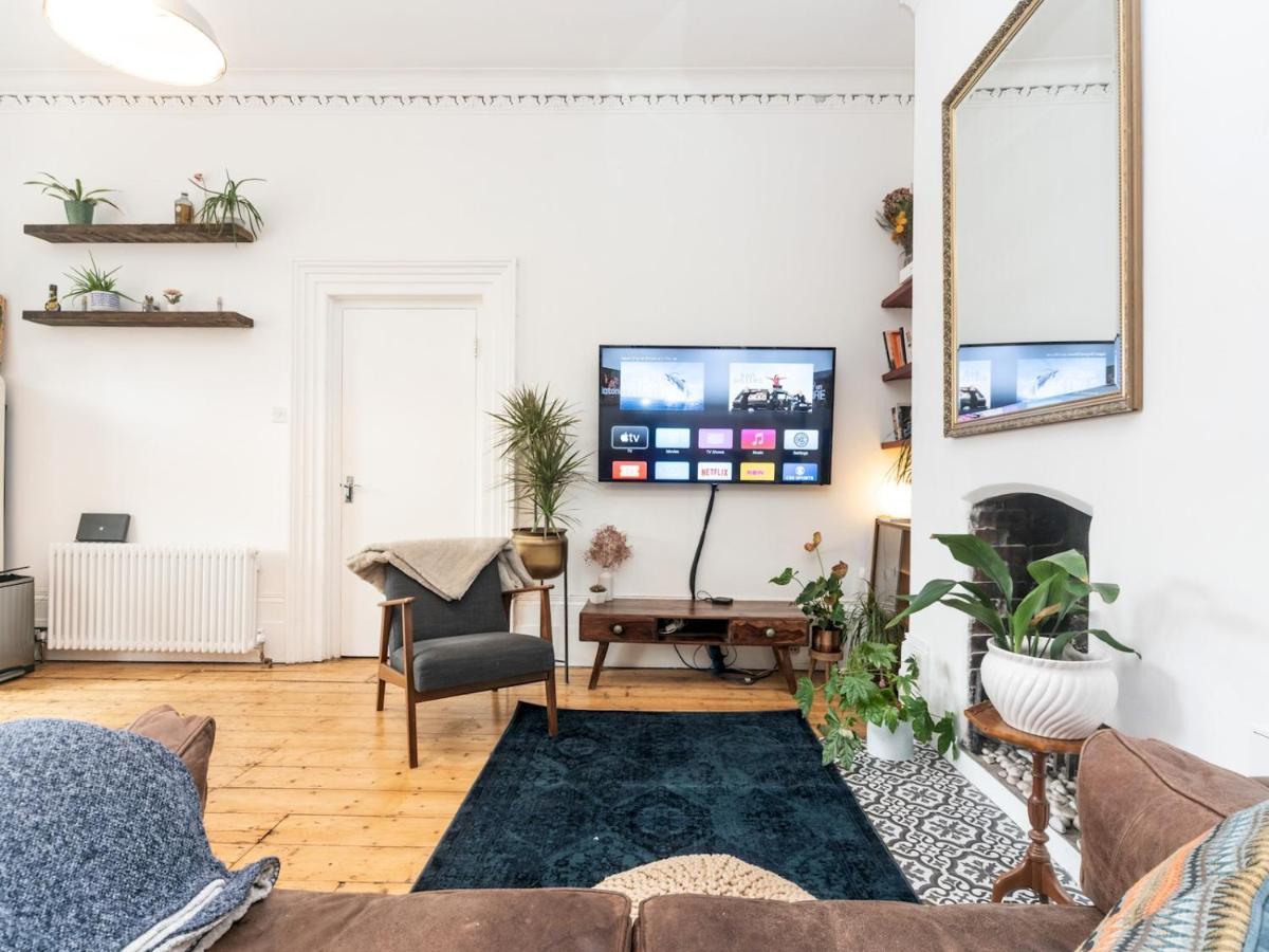 Pass The Keys Rustic And Quirky Flat In Charming Charlton Village Londýn Exteriér fotografie