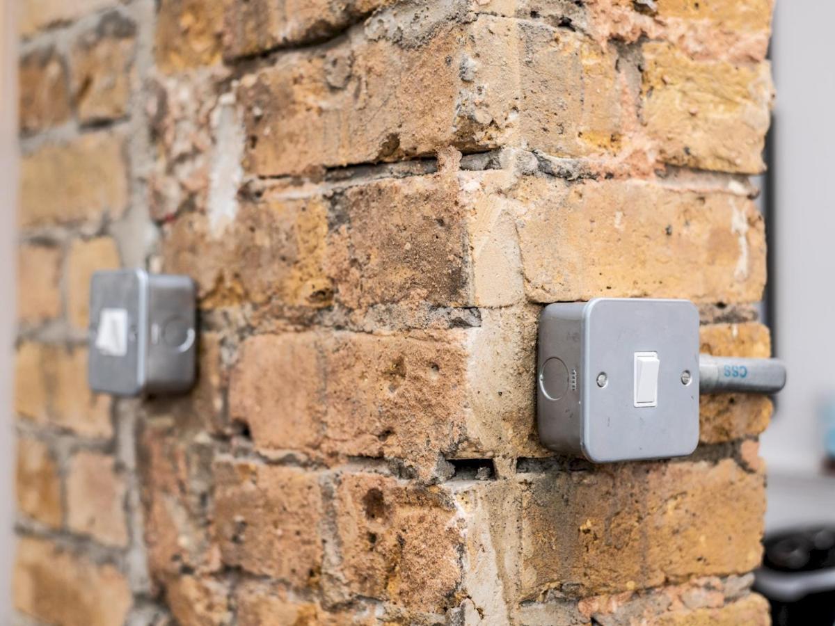 Pass The Keys Rustic And Quirky Flat In Charming Charlton Village Londýn Exteriér fotografie