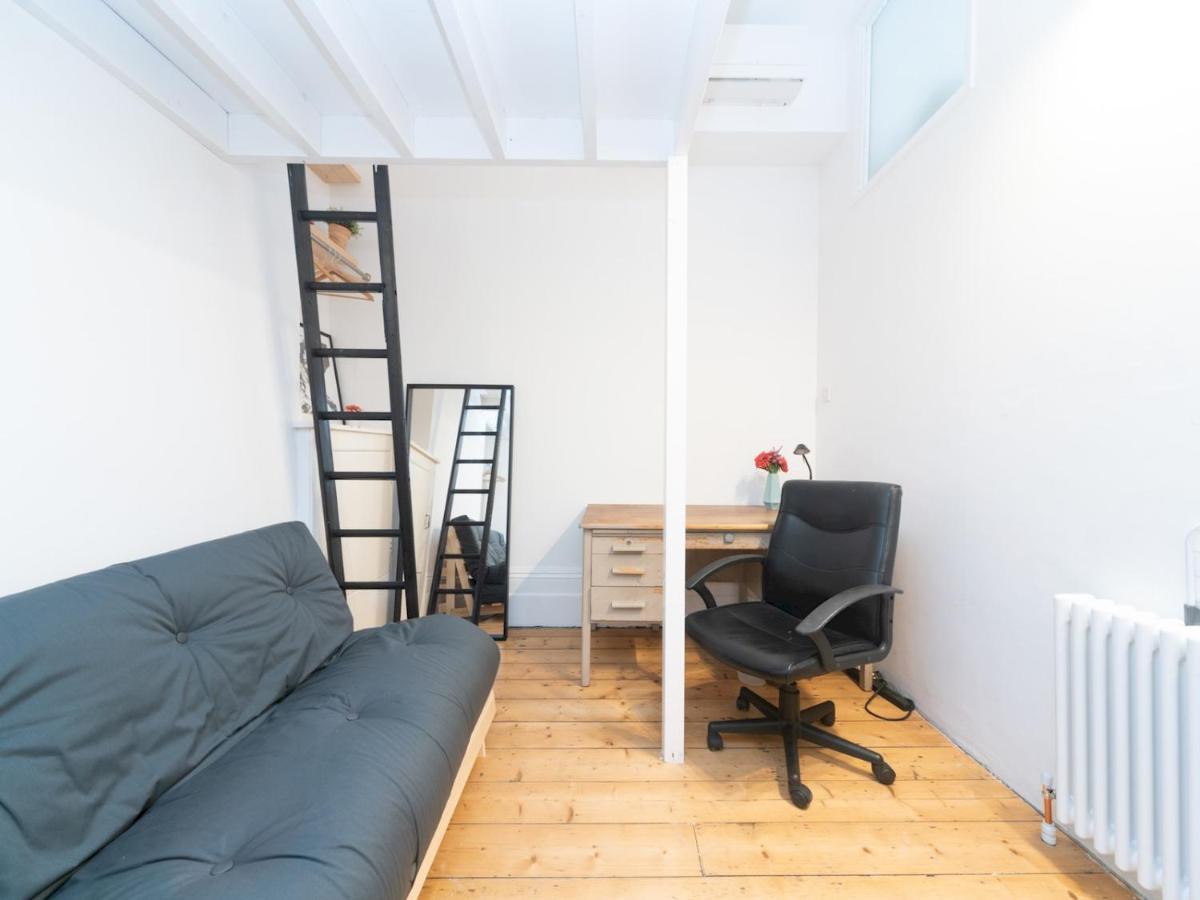 Pass The Keys Rustic And Quirky Flat In Charming Charlton Village Londýn Exteriér fotografie
