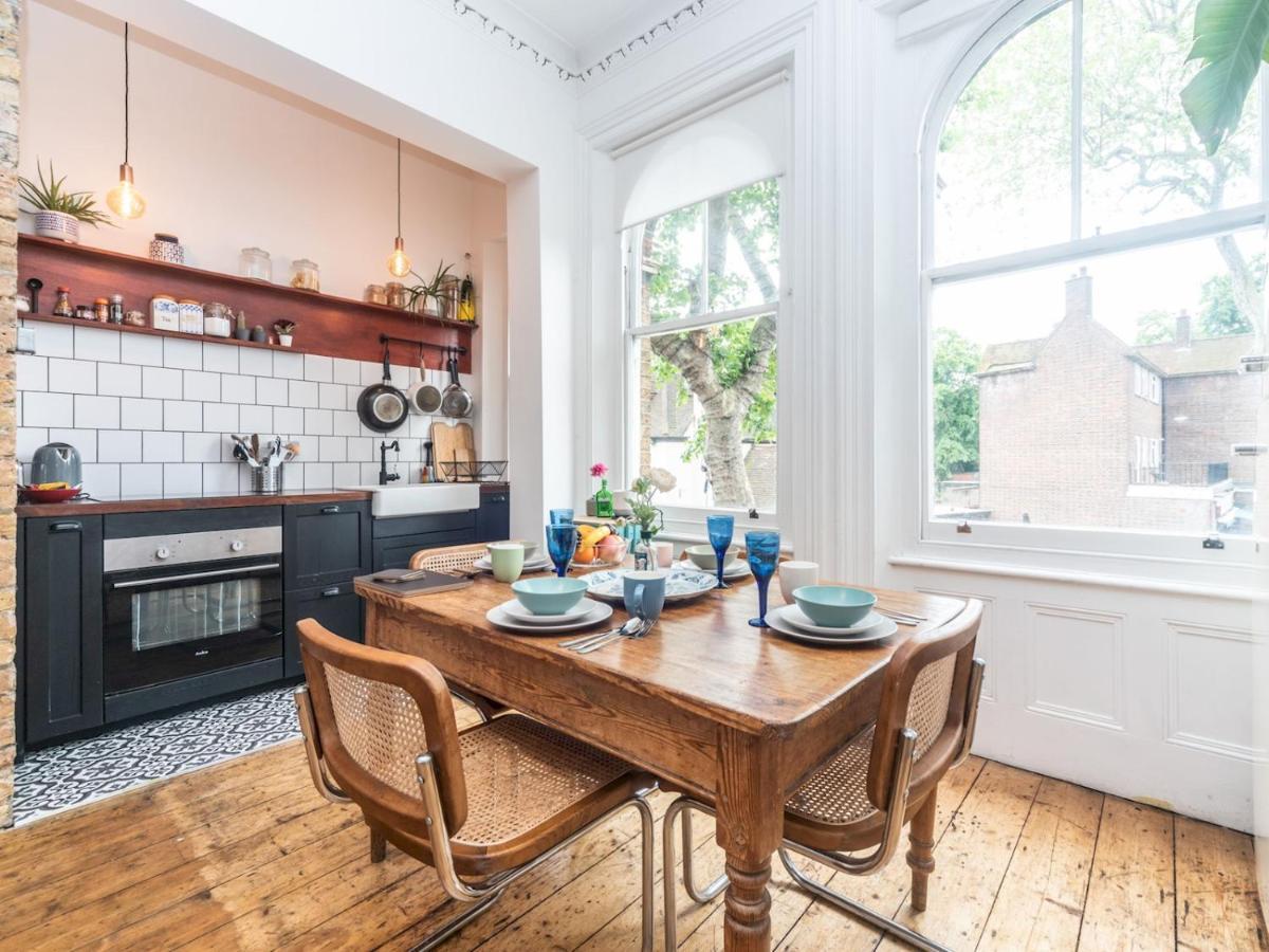 Pass The Keys Rustic And Quirky Flat In Charming Charlton Village Londýn Exteriér fotografie