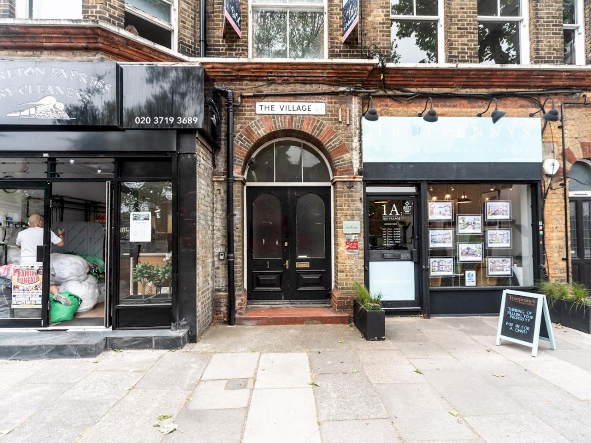 Pass The Keys Rustic And Quirky Flat In Charming Charlton Village Londýn Exteriér fotografie