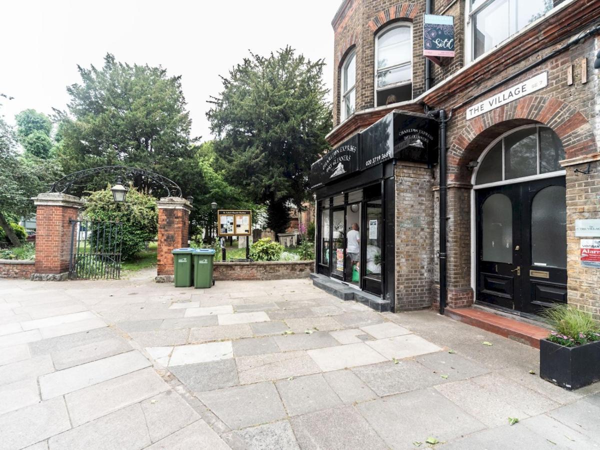 Pass The Keys Rustic And Quirky Flat In Charming Charlton Village Londýn Exteriér fotografie